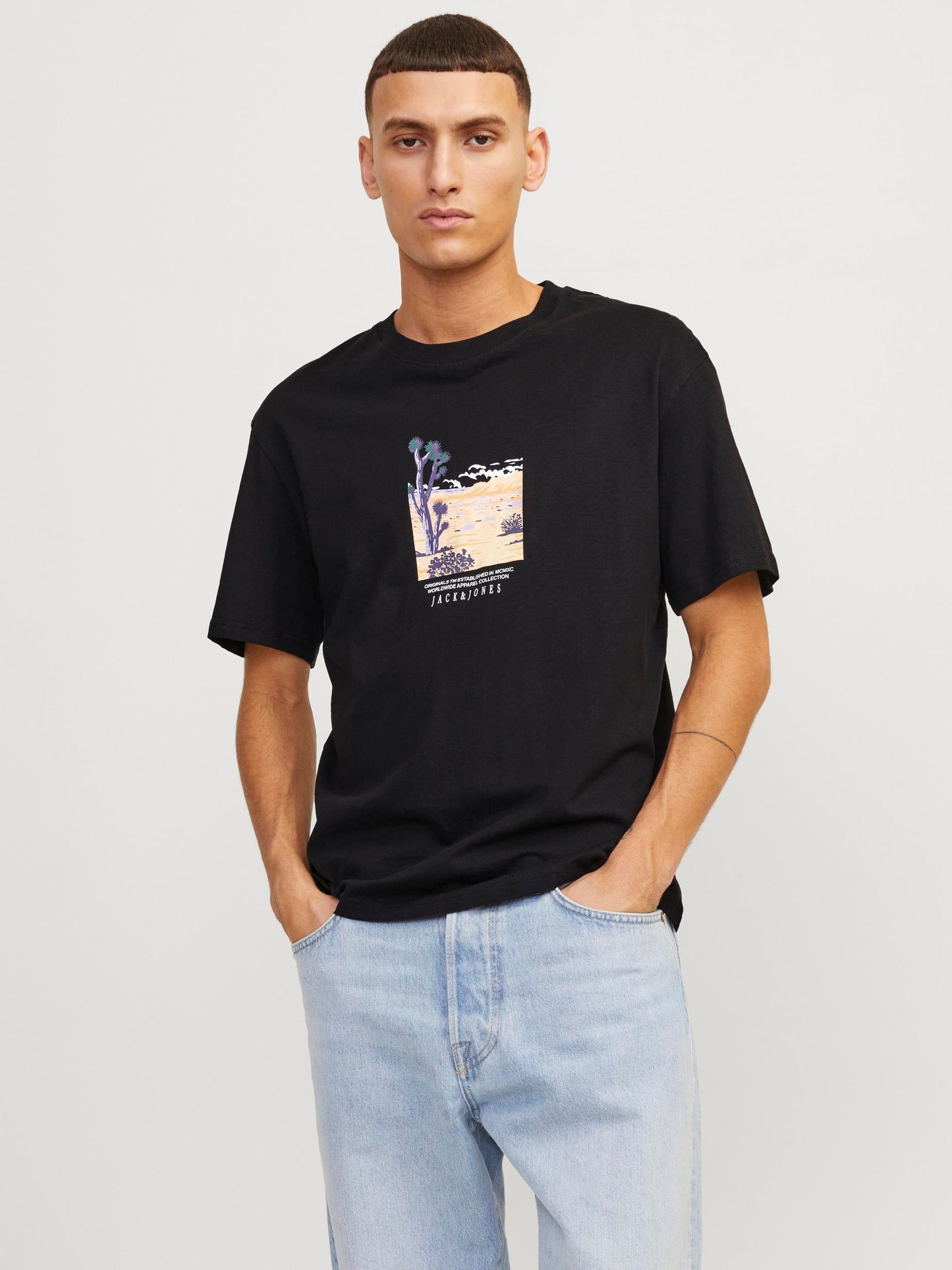 T-Shirt Jack E Jones Jorlucca Graphic Tee Ss Crew Neck BLACK