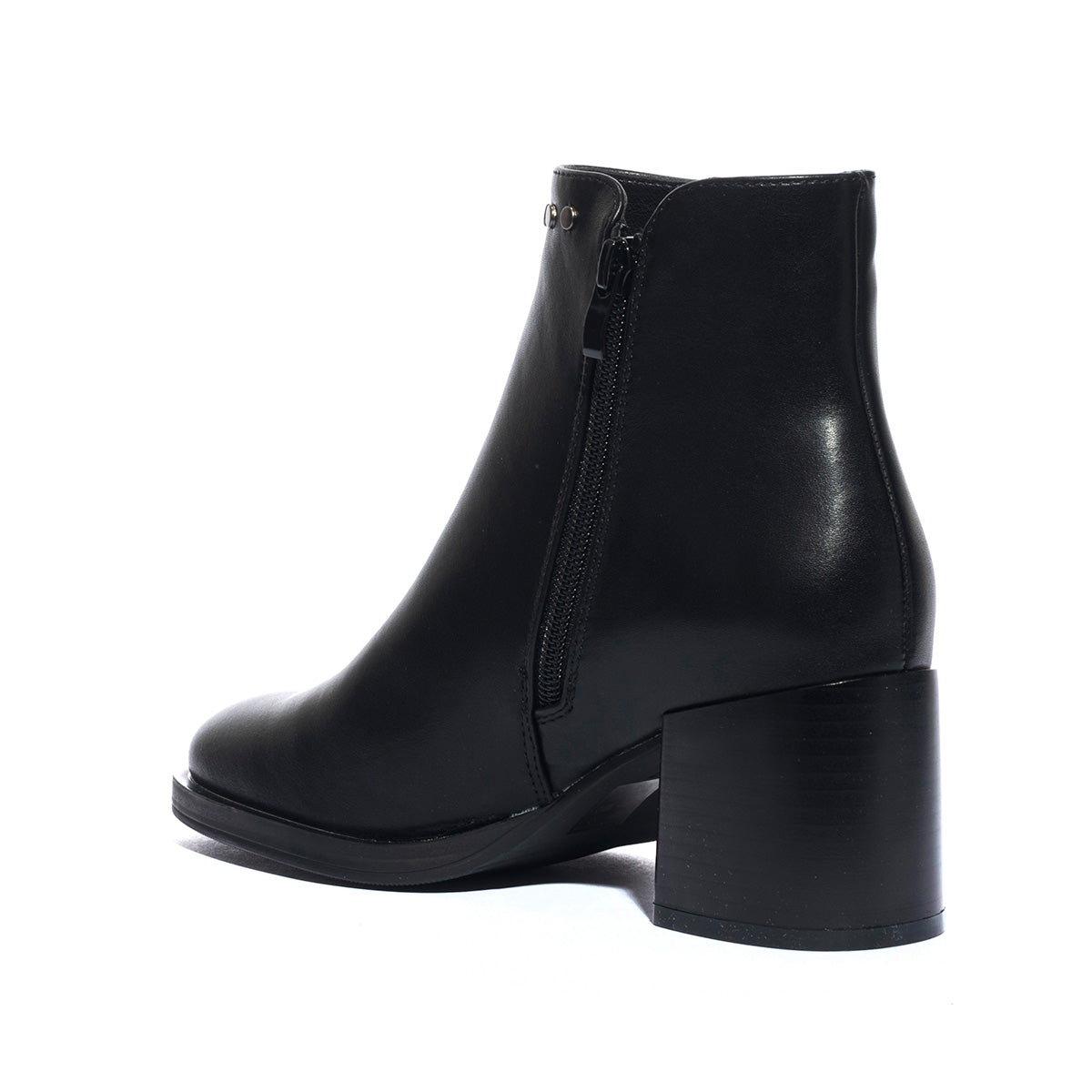 K8581CUOIO BLACK