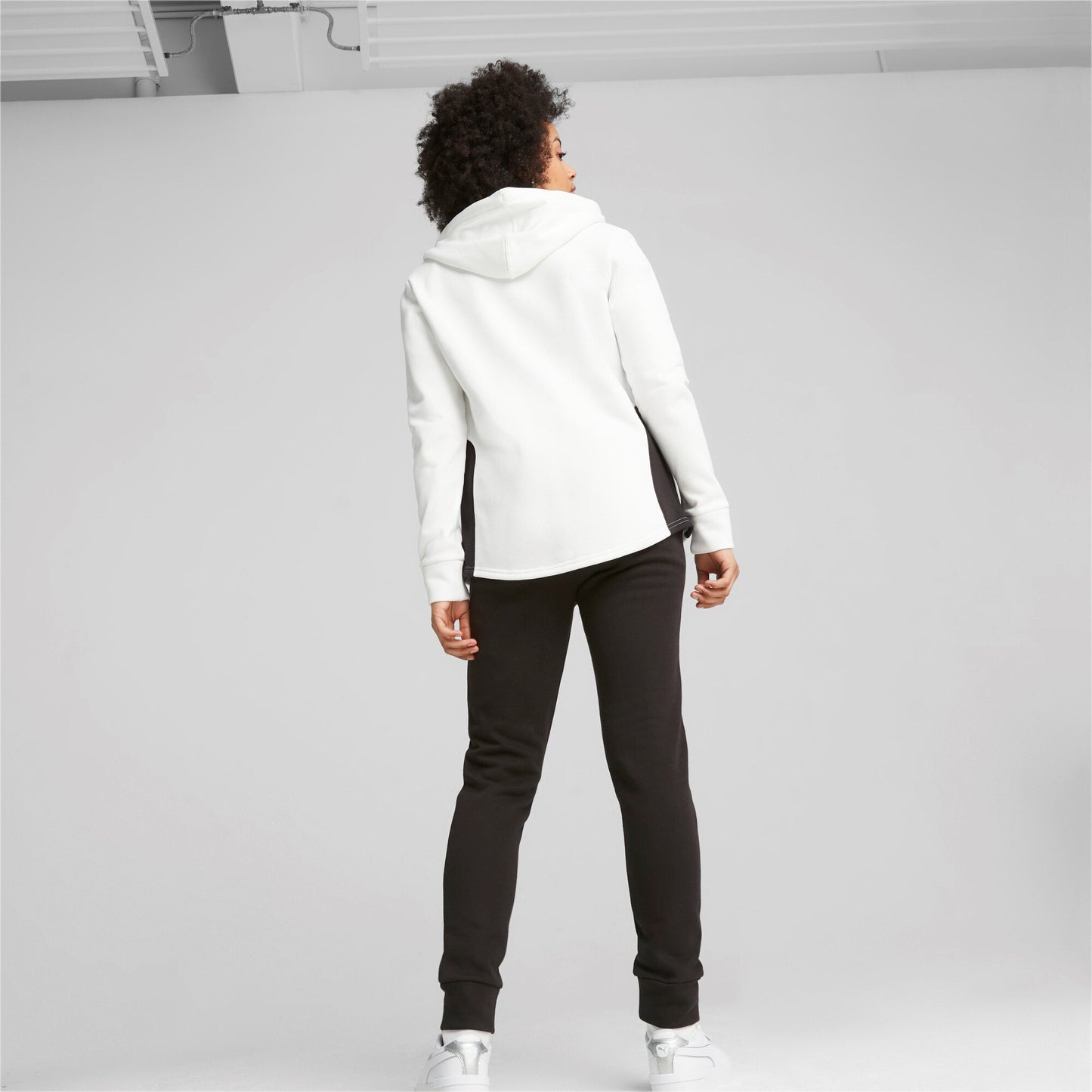 PUMA 622637-02white