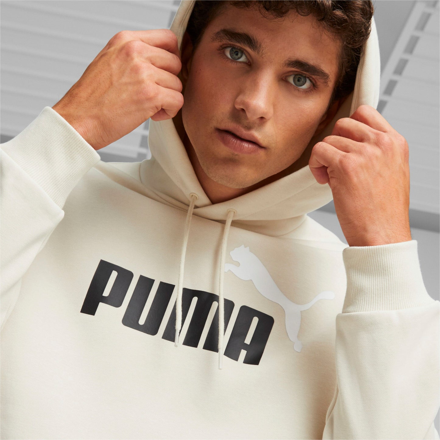 Felpa Puma ESS+ 2 Col Big Logo Hoodie FL Bianca